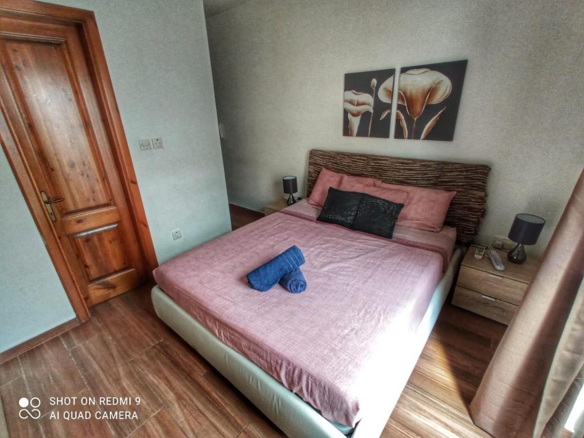 Town House With Private Pool In Village Centre Kalkara エクステリア 写真